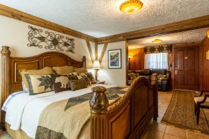 a beautifully appointed king suite at the Hemlock Inn